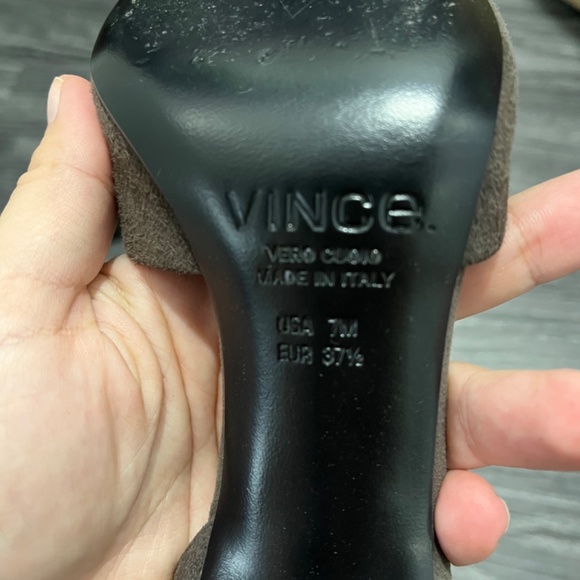 Vince suede heels size 7 - Picture 4 of 5